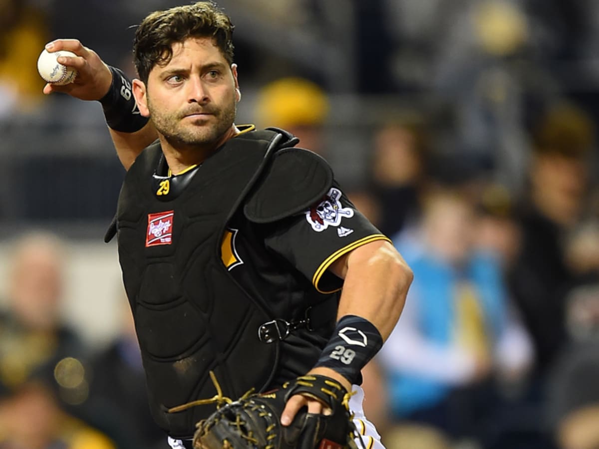 Francisco Cervelli, driven by purpose: 'It's creating impact so people who  are in pain can forget it for a little bit' - The Athletic
