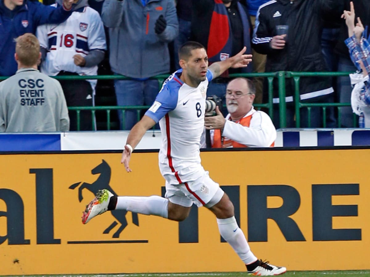 Clint Dempsey ties Landon Donovan for most USMNT goals