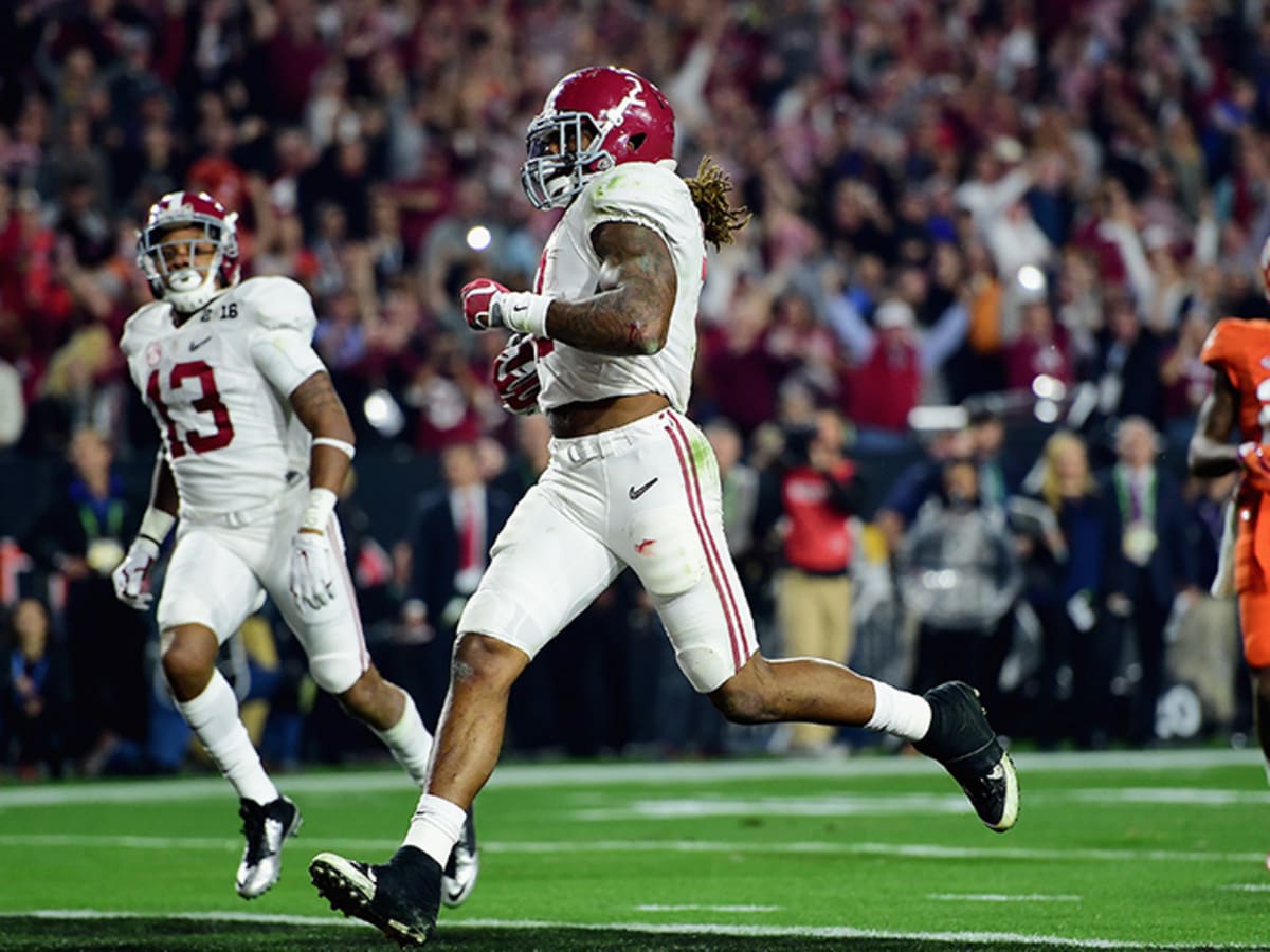 Clemson vs Alabama: Derrick Henry 50-yard touchdown run (video