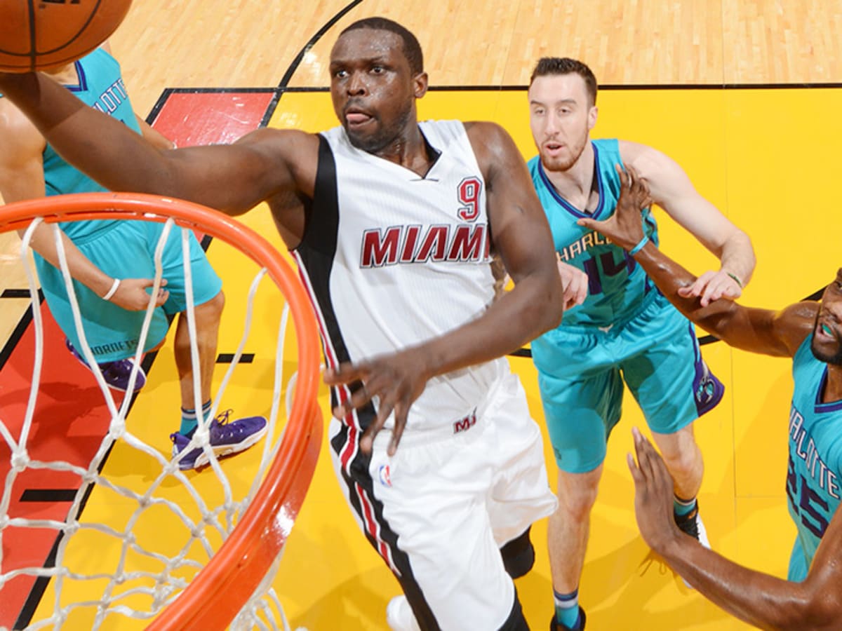 Luol Deng scores season-high as the Miami Heat beat the Dallas Mavericks, The Independent
