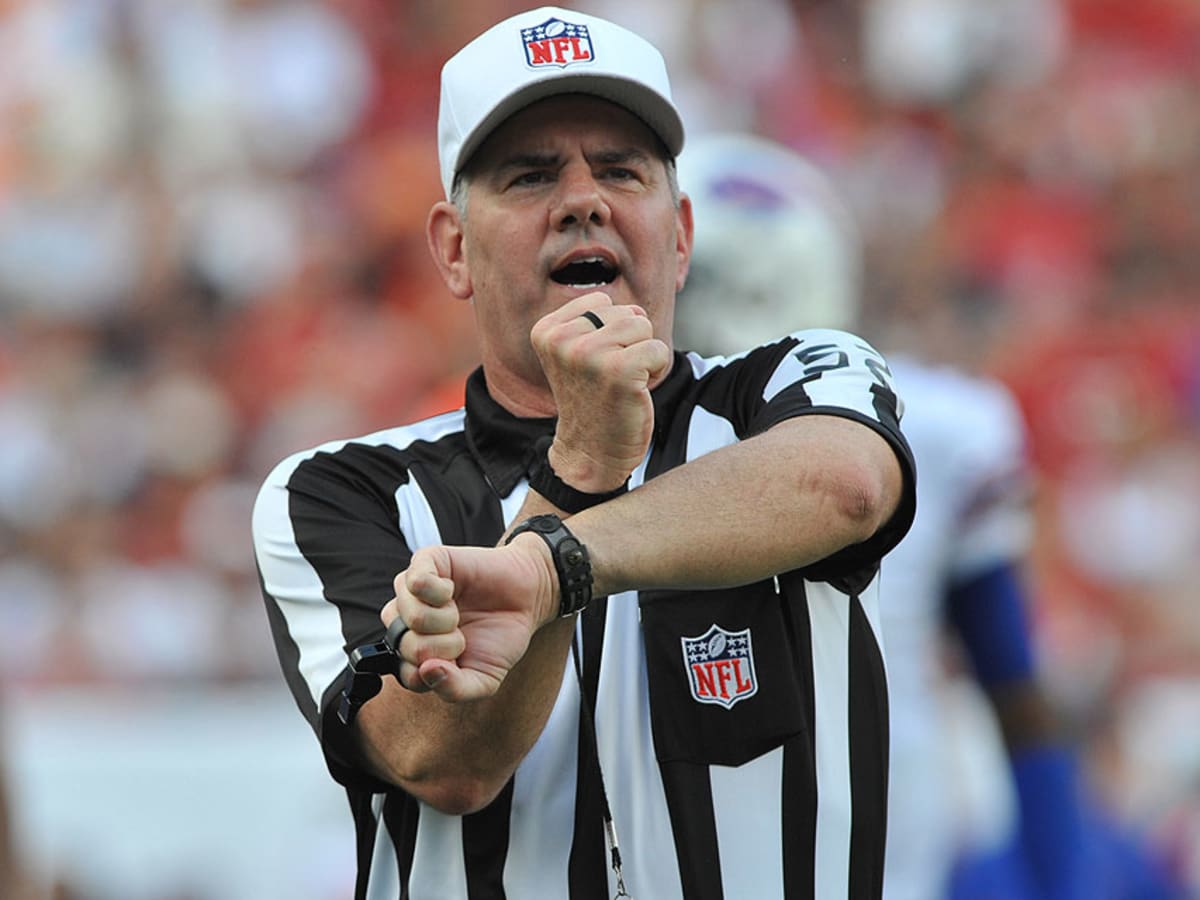 Super Bowl 49 will be officiated by Bill Vinovich, comeback referee -  Sports Illustrated