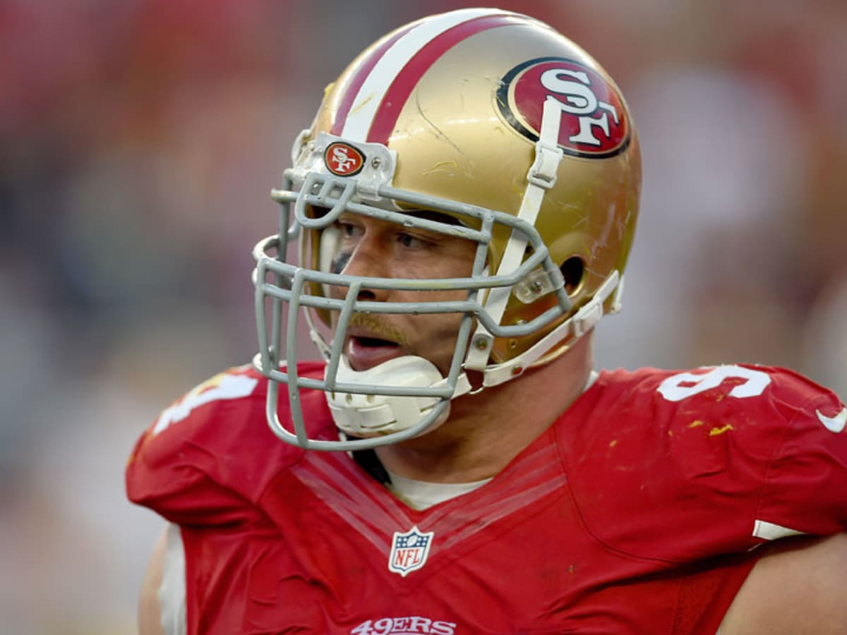 Justin Smith signs extension with 49ers