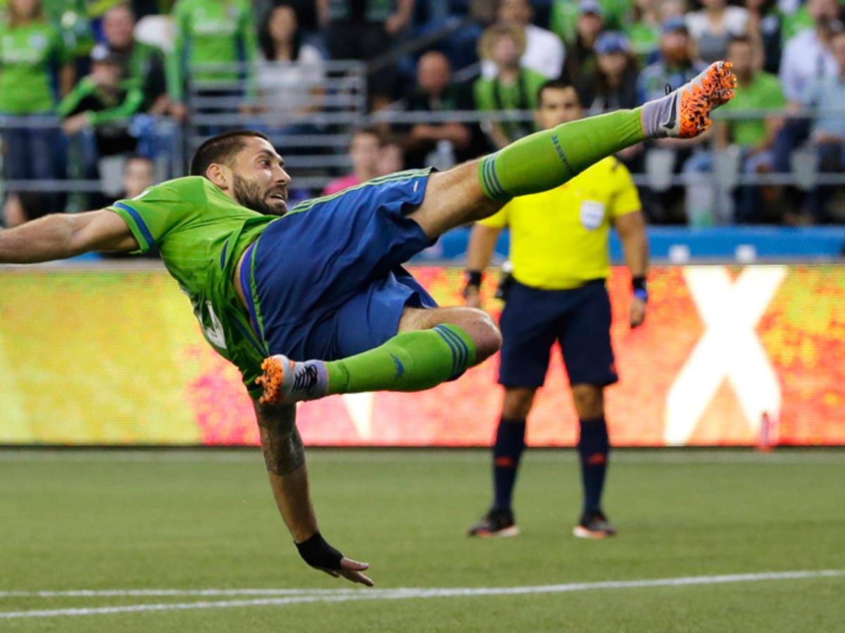 Clint Dempsey retires: USA, Sounders star ends his storied career - Sports  Illustrated