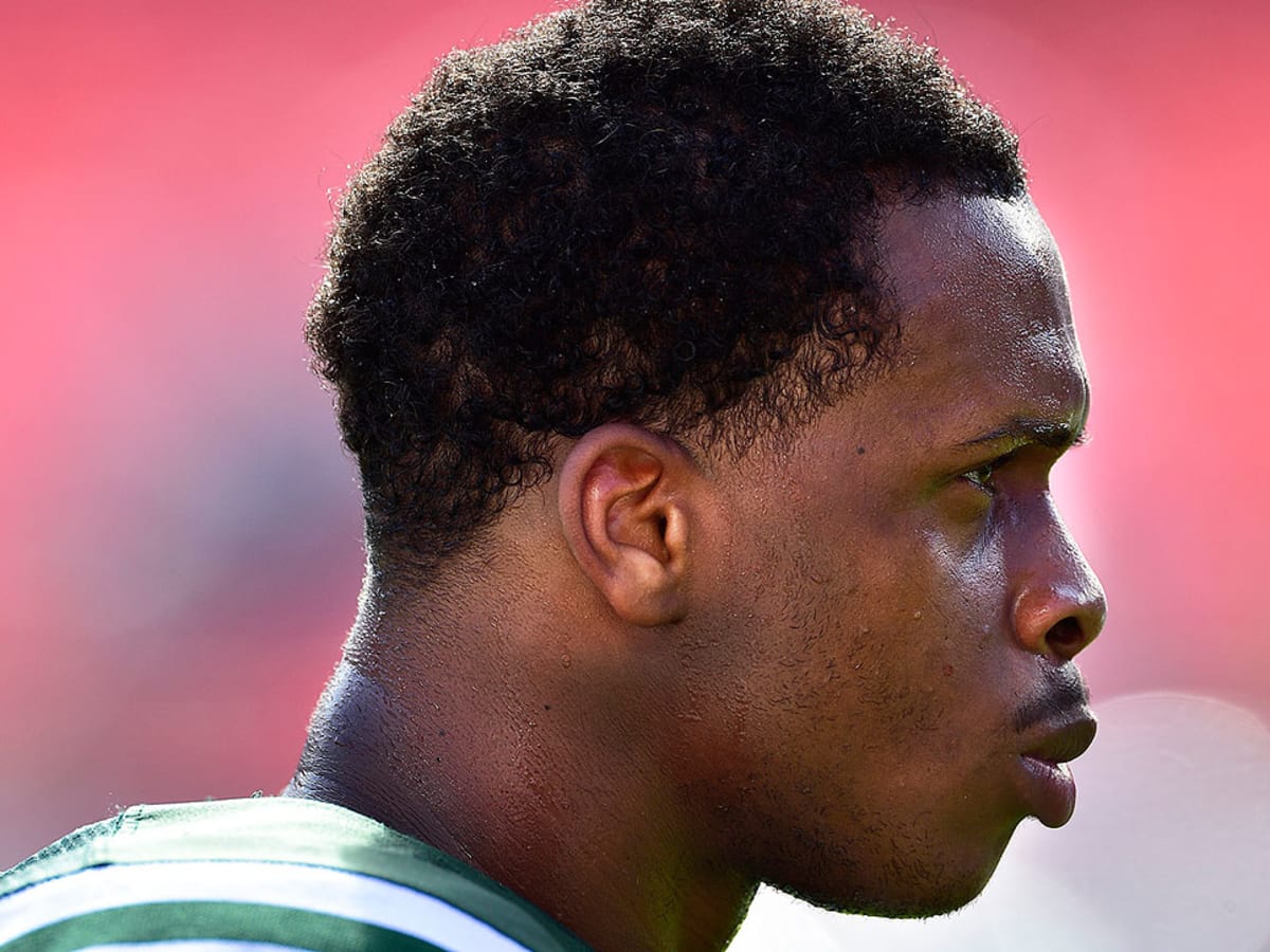 The fate of a Jets' first-round draft pick is in Geno Smith's hands