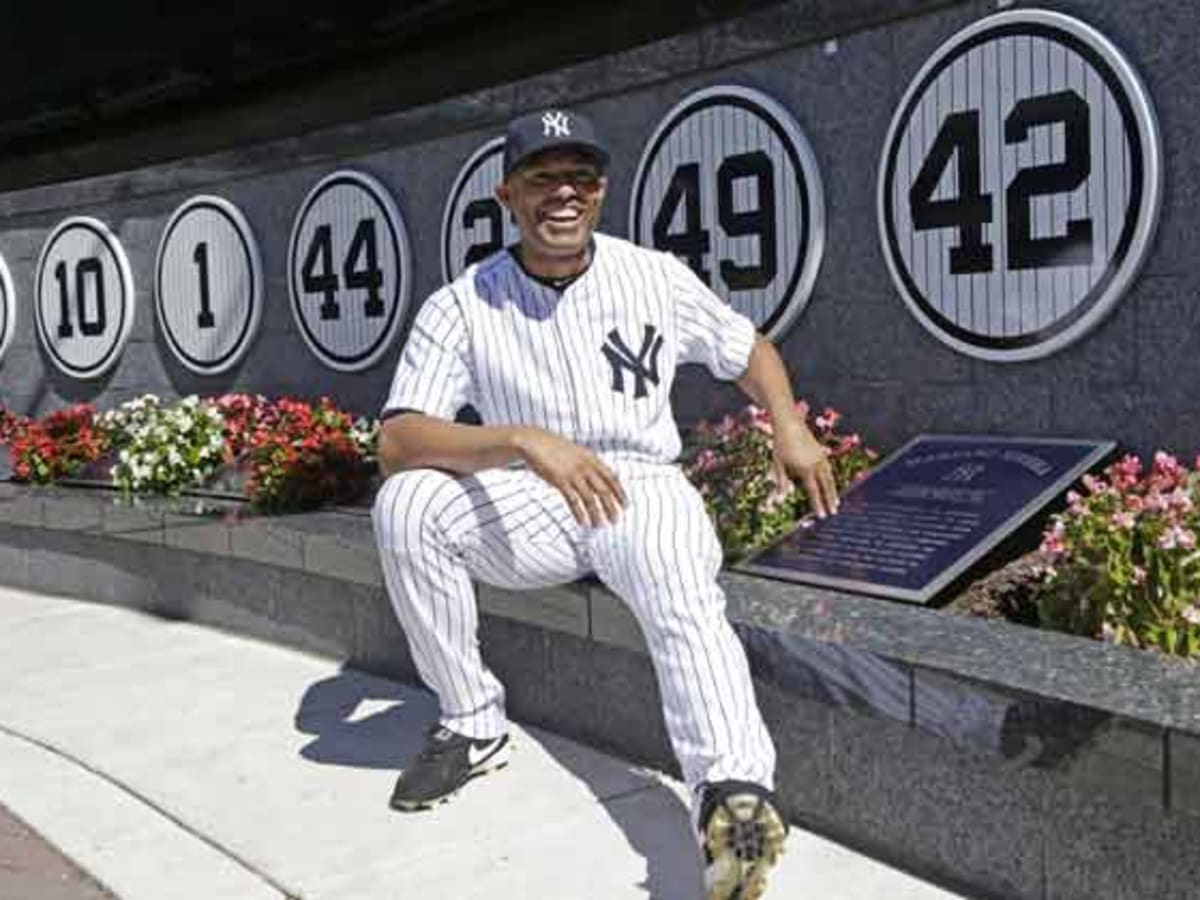 Here are the Yankees' 21 retired numbers