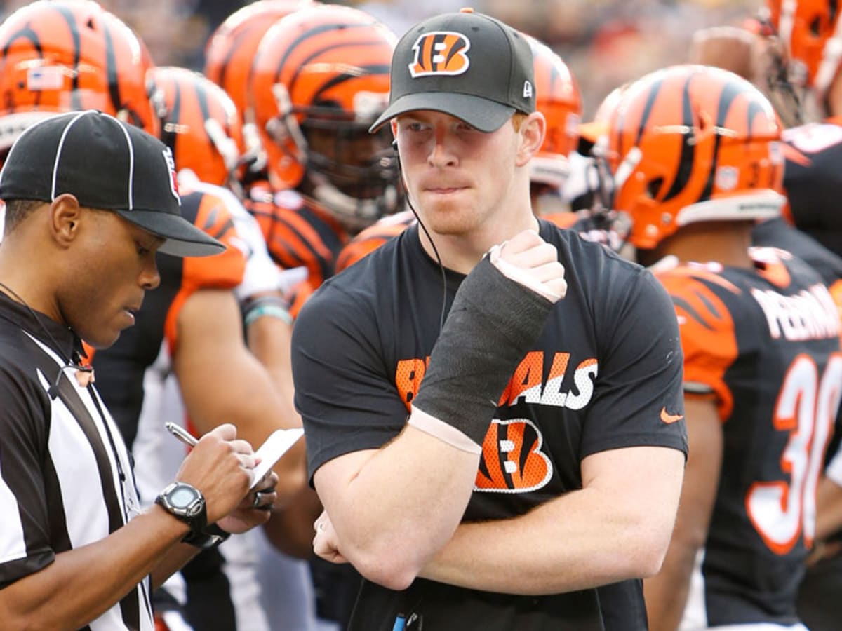 Andy Dalton Injury: Bengals quarterback injures thumb, 2015 playoff status  uncertain - Baltimore Beatdown