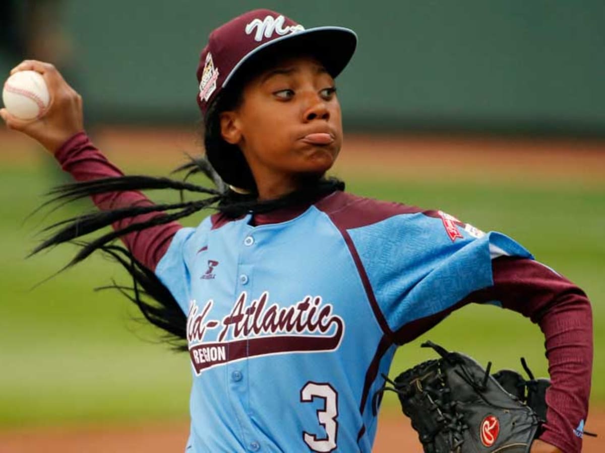 College Baseball Player Kicked off Team for Offensive Mo'ne Davis Tweet, News