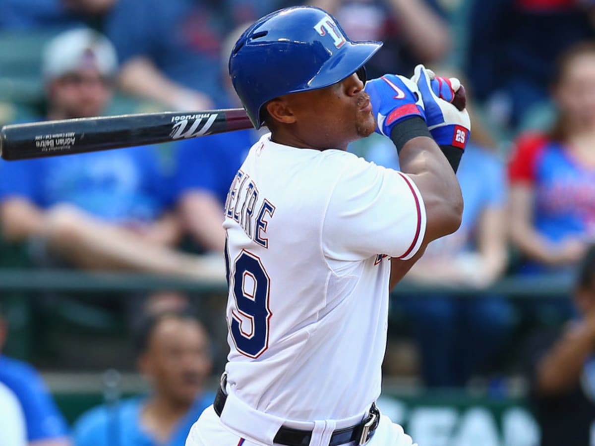 Adrian Beltre got his head rubbed by Elvis Andrus
