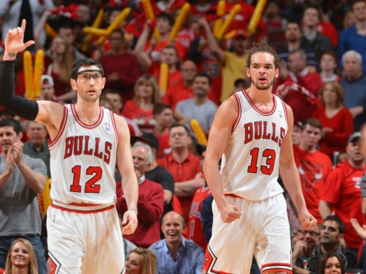 Kirk Hinrich, Joakim Noah bonded by Bulls battles over years – NBC