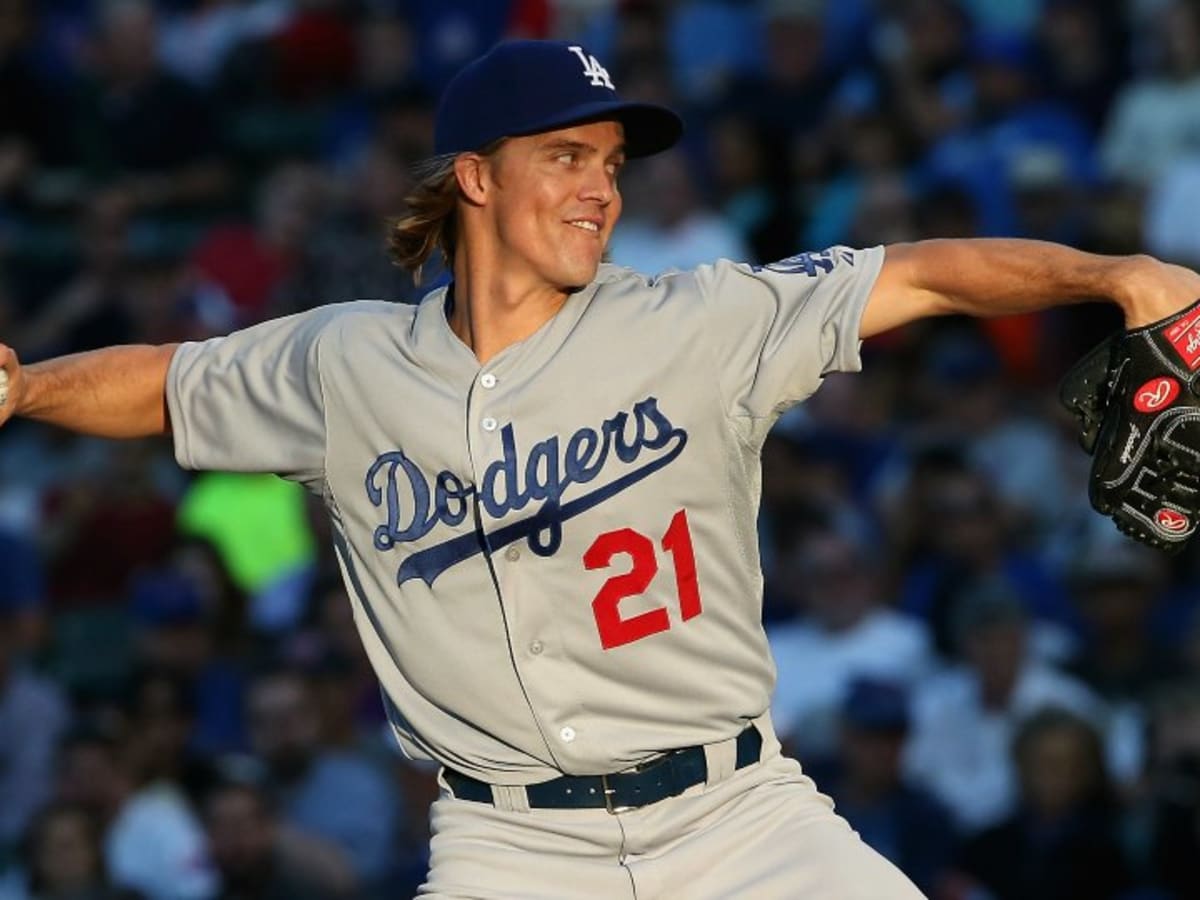 Zack Greinke in comfort zone on pitcher's mound for Dodgers