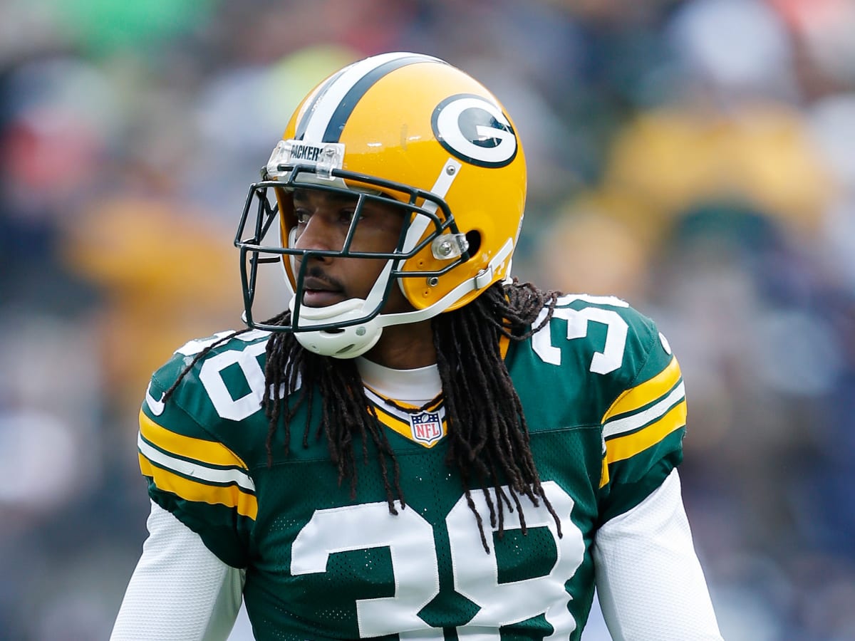 Tramon Williams fantastically announces his retirement