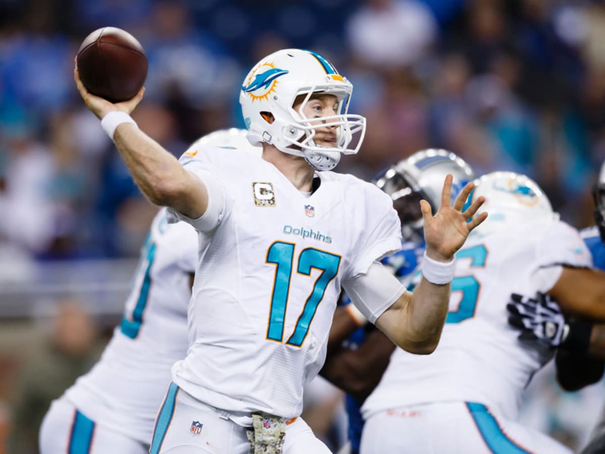 Miami Dolphins QB Ryan Tannehill sets NFL completion record - Sports  Illustrated