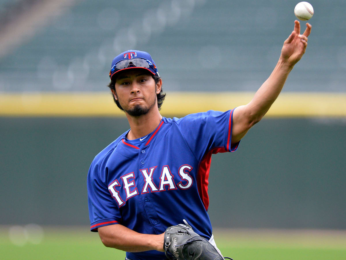 Darvish throws, has no issues with elbow