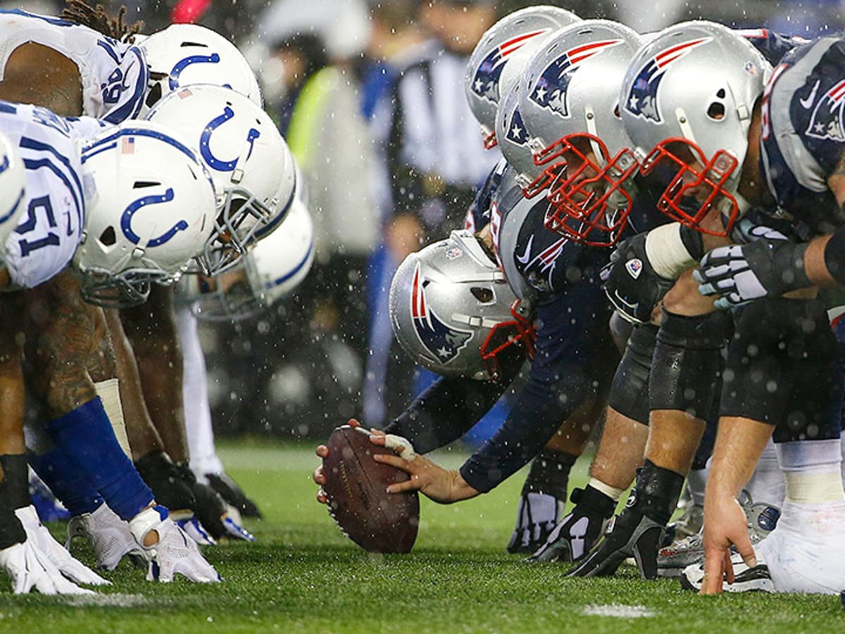 Texans' running game hits tough sledding in tie to Colts