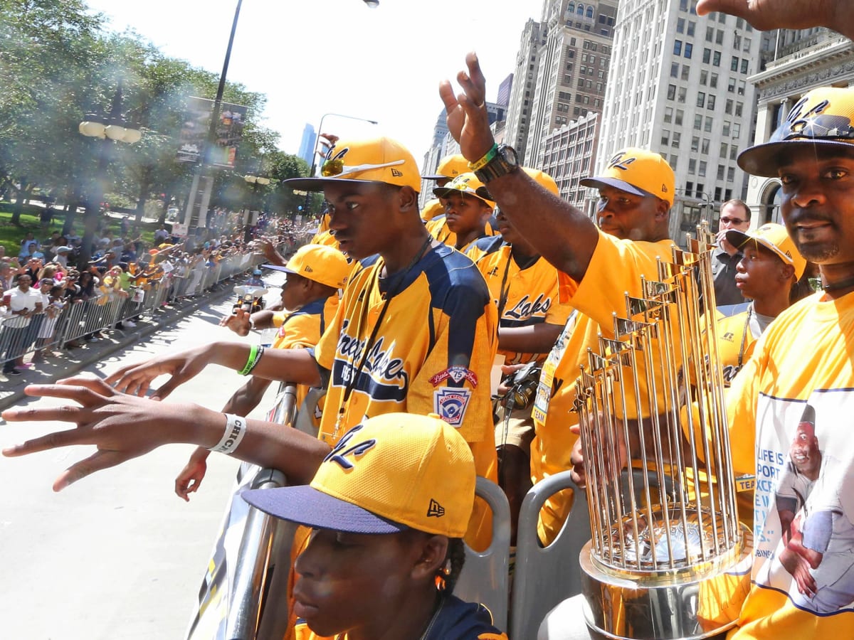 Jackie Robinson West Little League team's title stripped for cheating - CBS  News