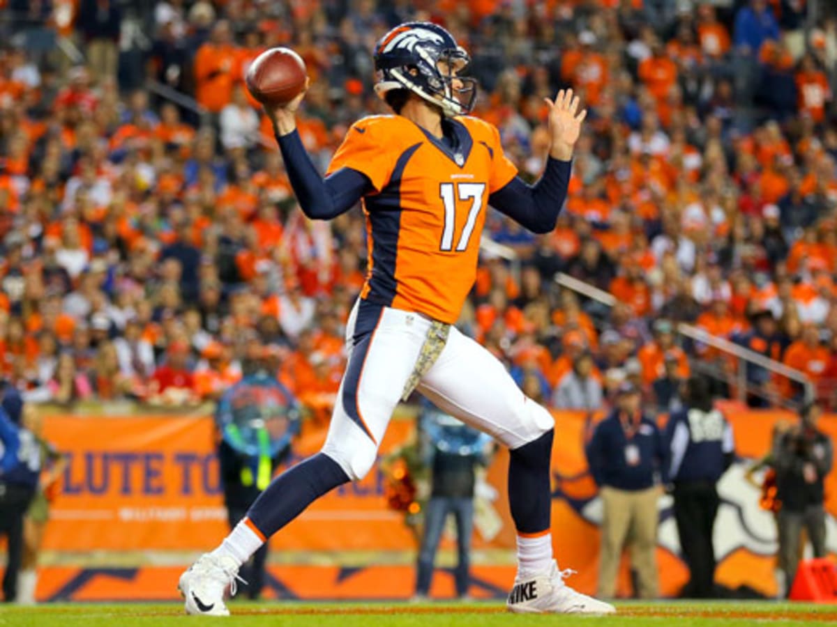 NFL scores 2016: Broncos bottle up Brock Osweiler, Texans in