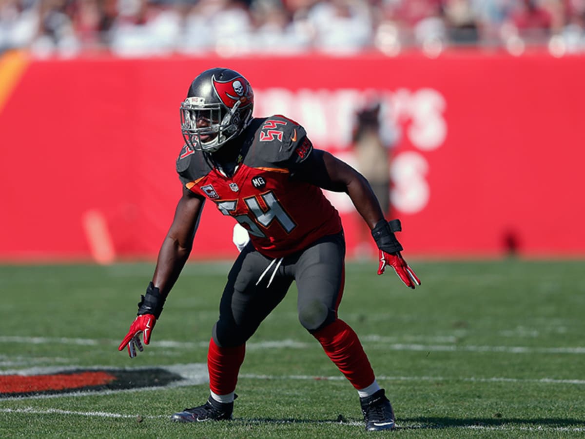 Buccaneers' Lavonte David has dual NFL workout for singular payoff