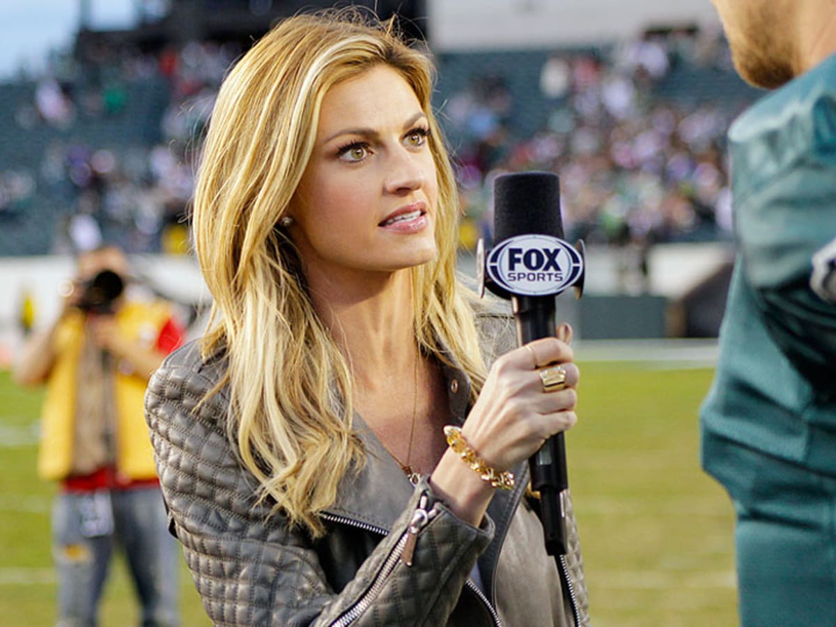 Erin Andrews Is 'All Business' About Sports—And The Female Fan Too