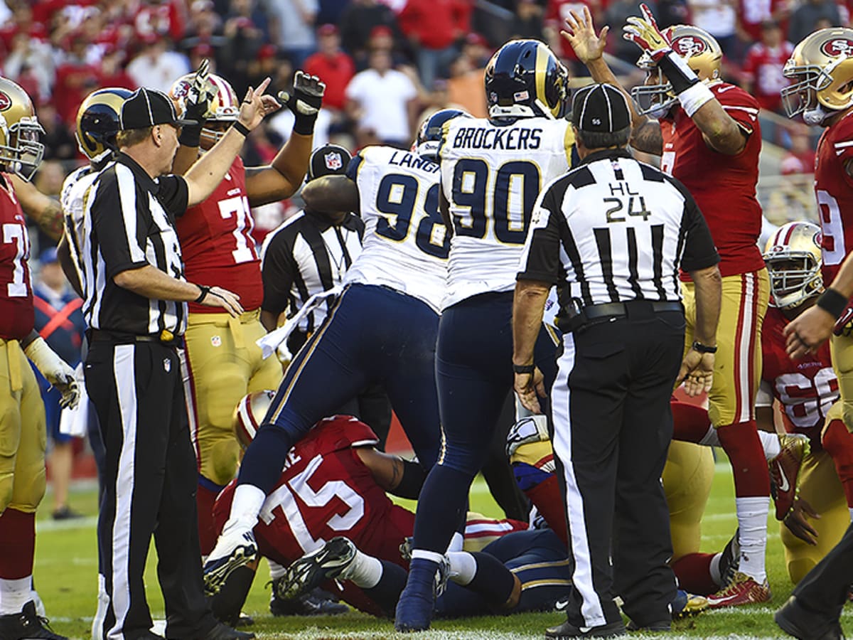 Dolphins destroy Colin Kaepernick on goal line stand (Video)