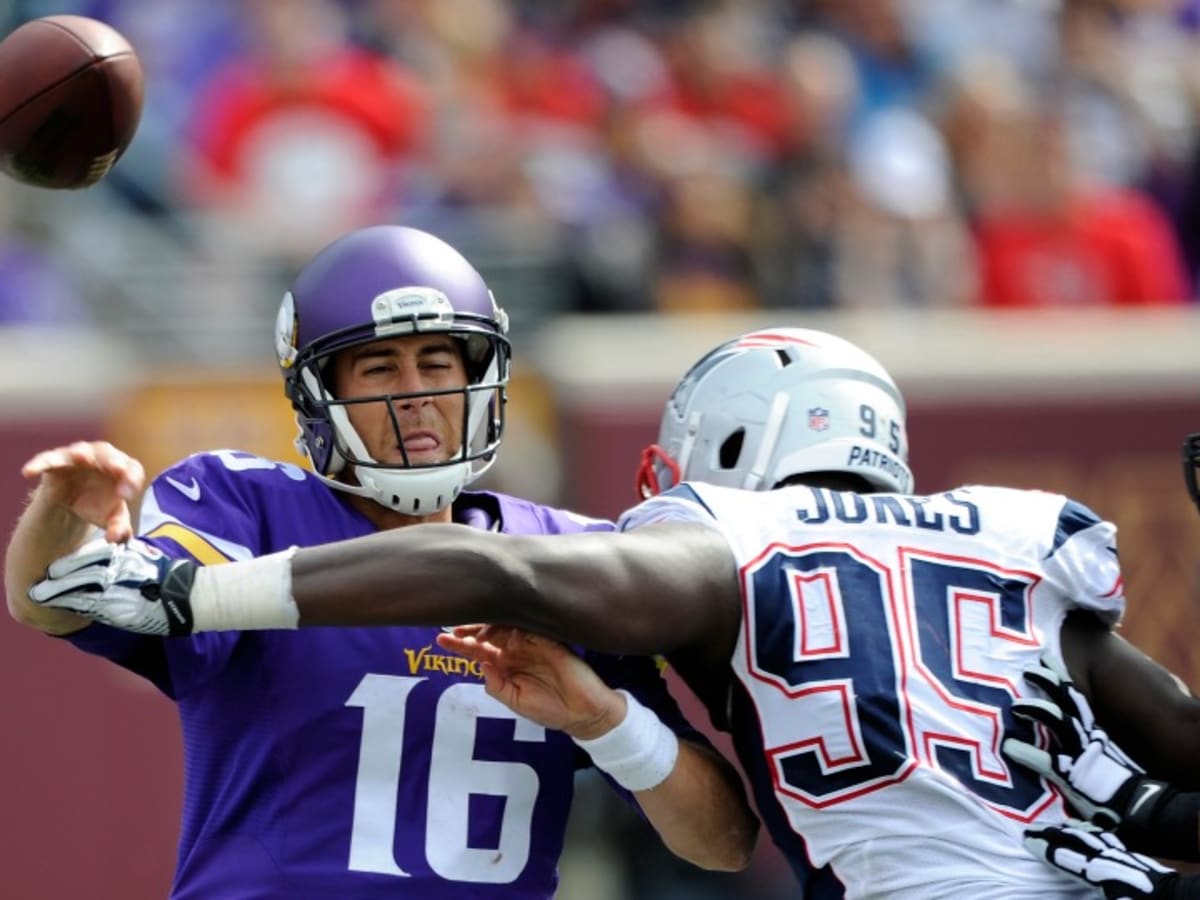 Minnesota Vikings name Matt Cassel starting quarterback over Teddy  Bridgewater - Sports Illustrated