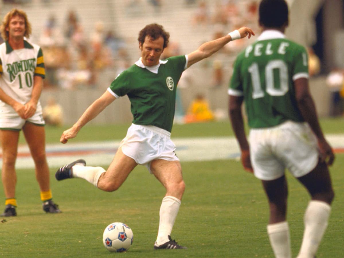 Franz Beckenbauer Retro NY Cosmos USA Football League Kids 