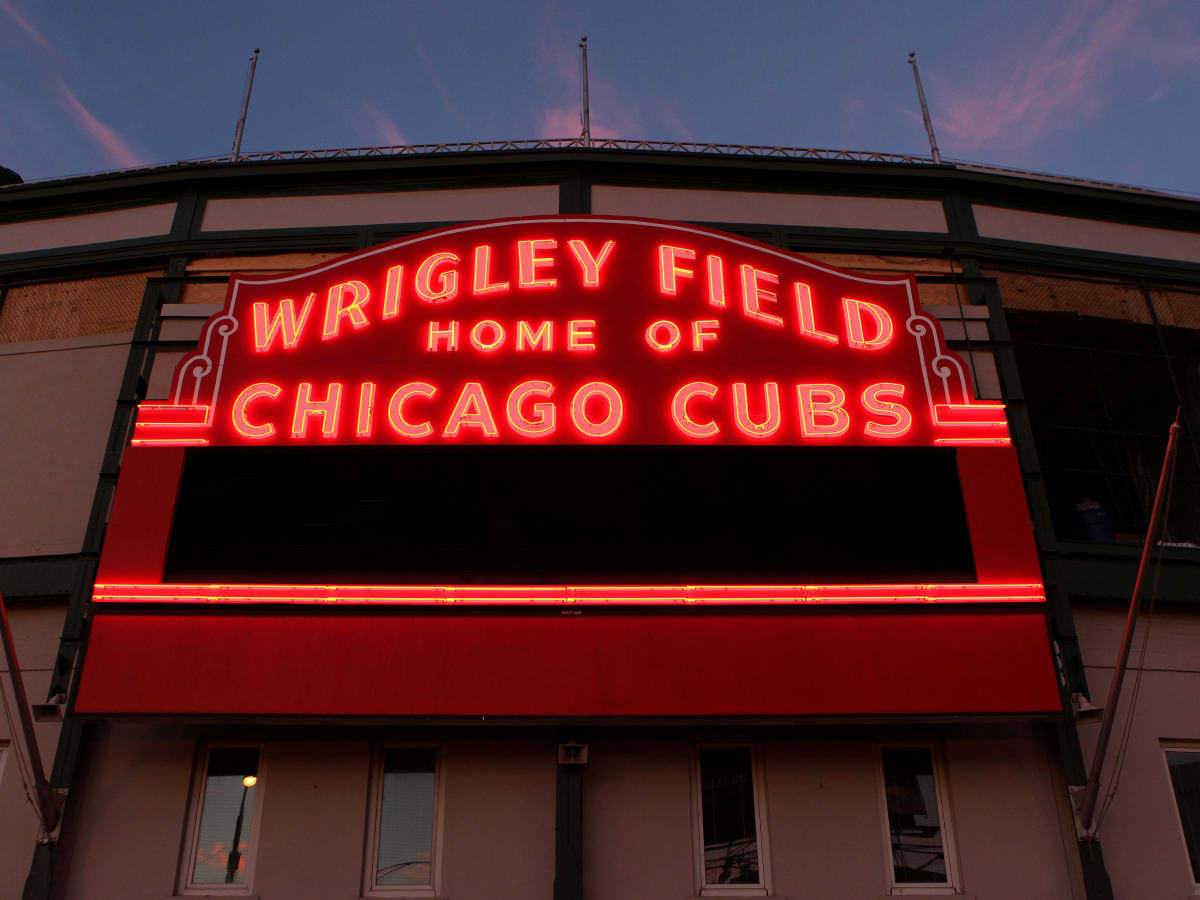 Wrigley Field first night game 25 years ago - ESPN