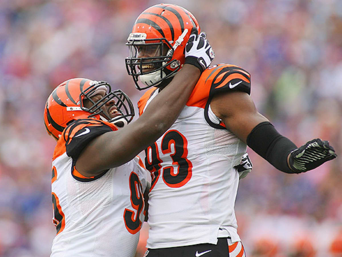 DE Michael Johnson Not Expected To Return To Bengals