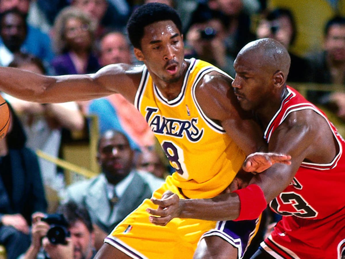 Lakers News: Kobe Bryant Includes Magic Johnson, Michael Jordan In All-Time Team  USA Lineup