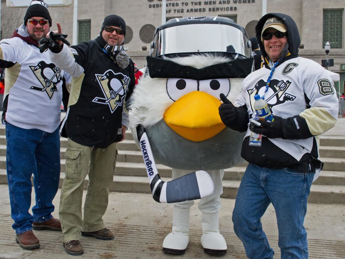 Roscoe The Milwaukee Admirals Mascot