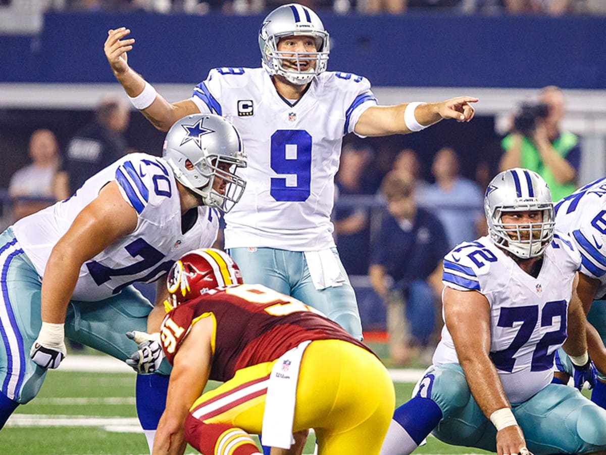 Here's how the Dallas Cowboys clean their colossal 60-yard jumbotron