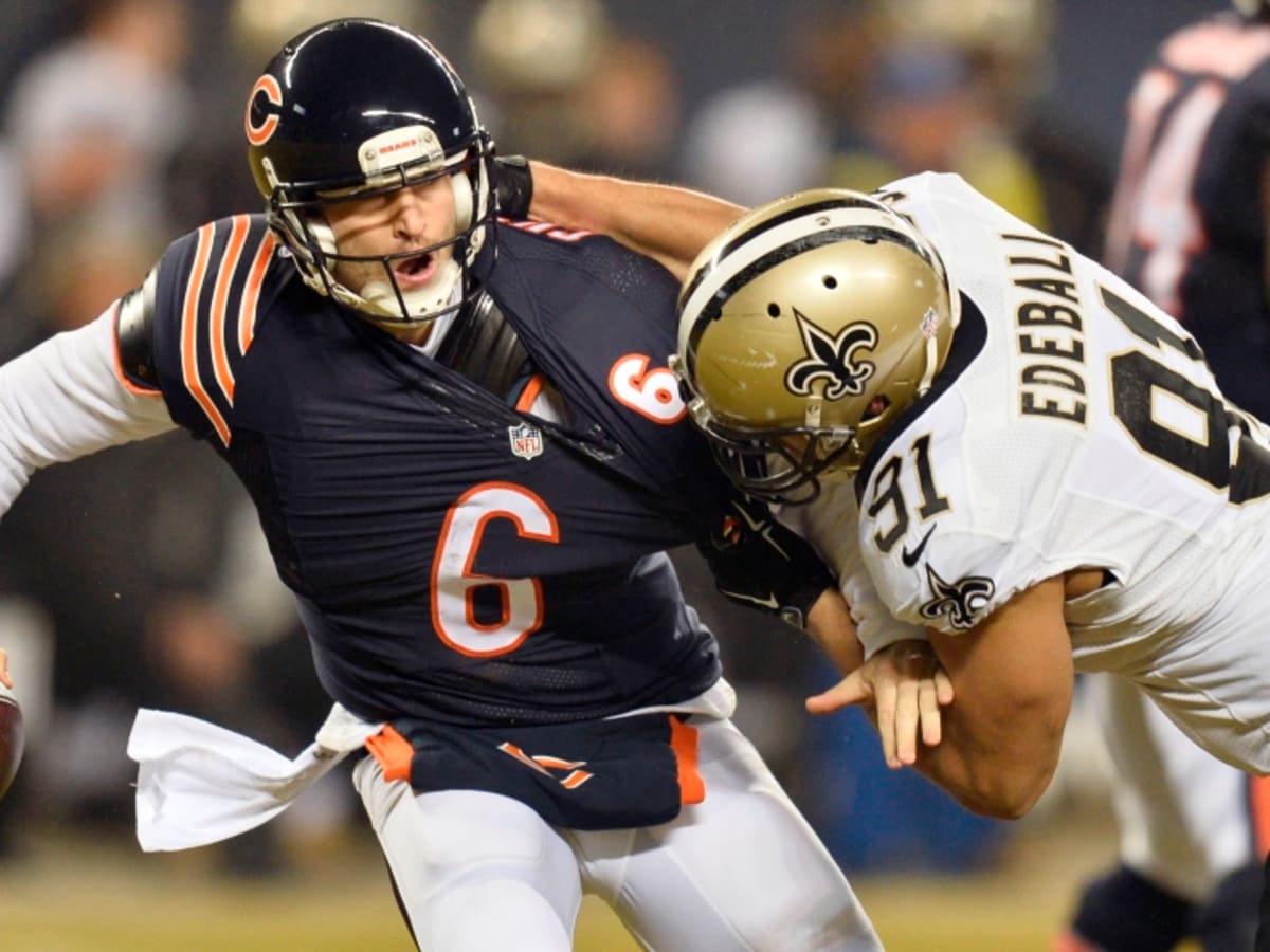 Brees, Saints pull away late for playoff win vs. Bears