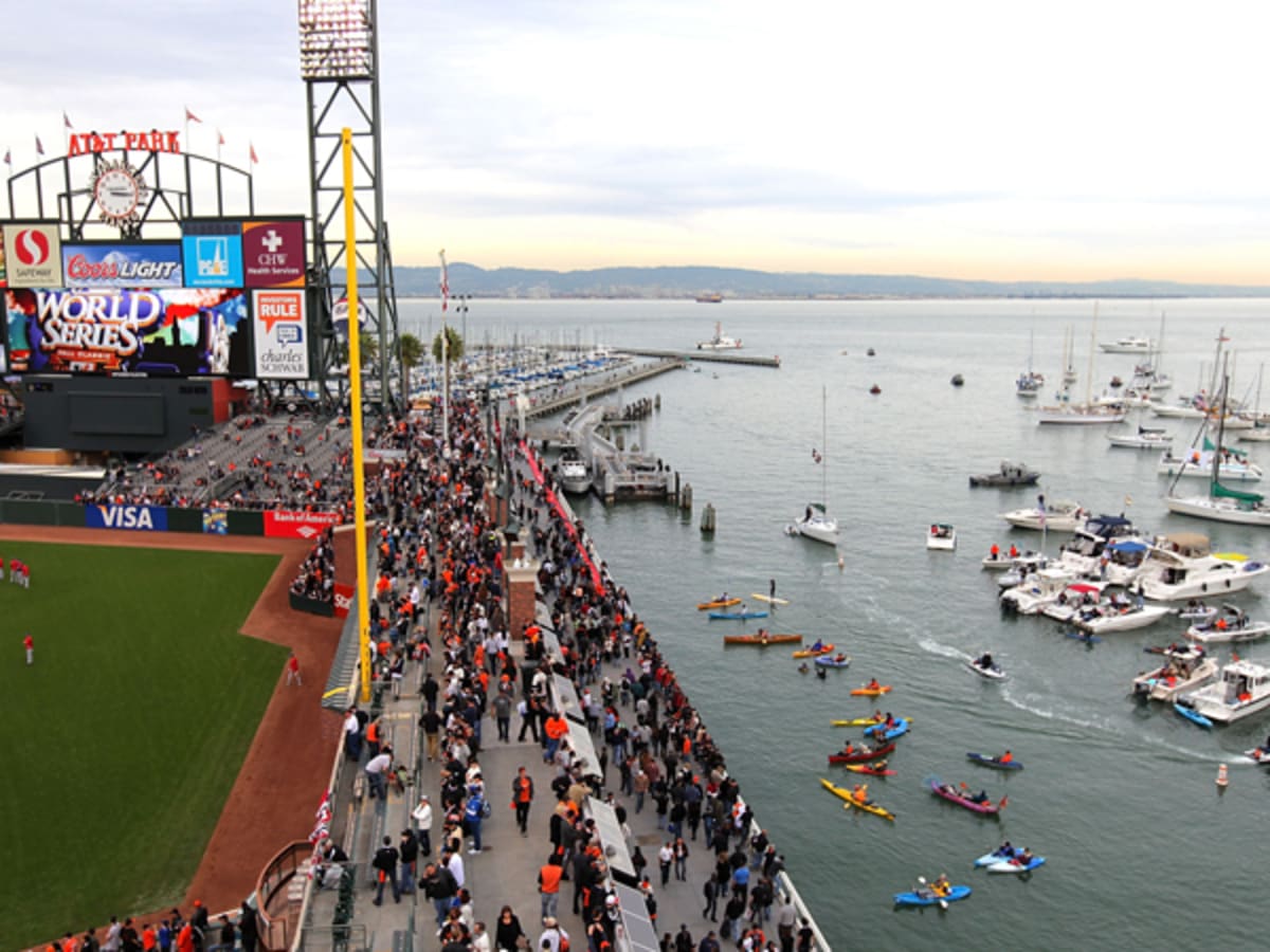 Ballpark Quirks: Splashing down in San Francisco's McCovey Cove at AT&T Park  - Sports Illustrated