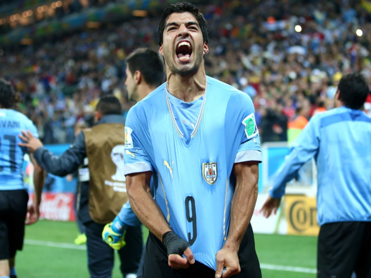 Luis Suarez Uruguay Jersey with Hoodie