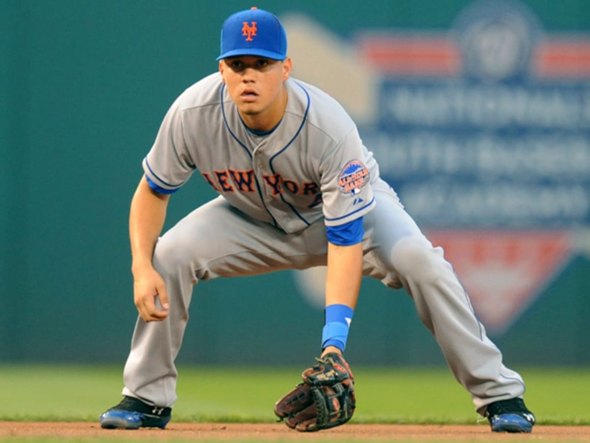 Wilmer Flores Stats & Scouting Report — College Baseball, MLB