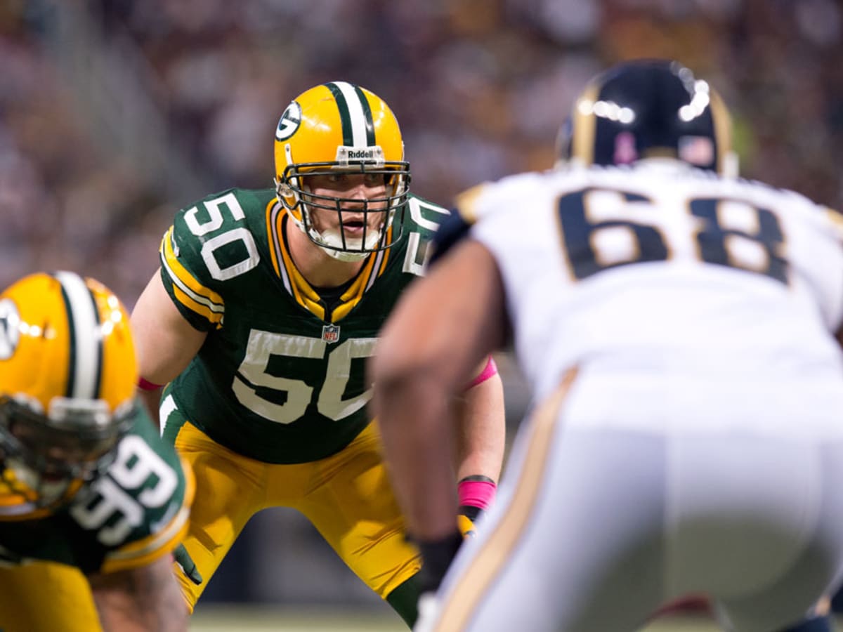What Green Bay Packers linebacker A.J. Hawk is doing on his bye