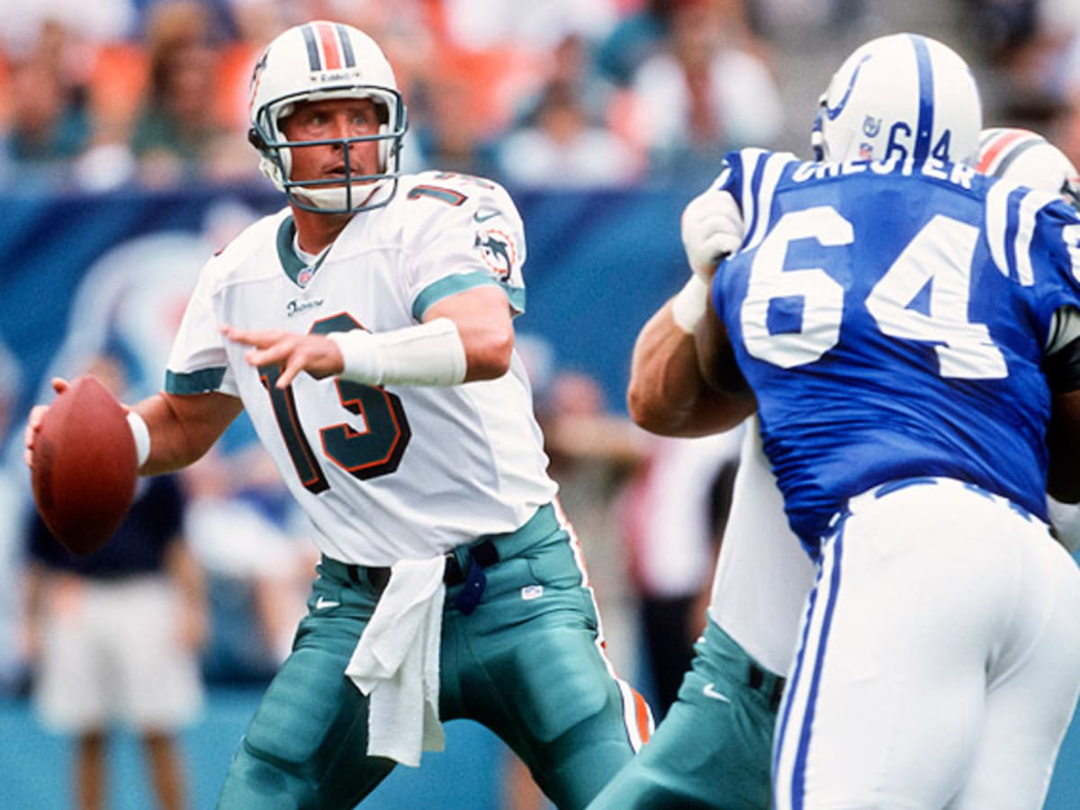 Marino to serve as Dolphins' front-office QB