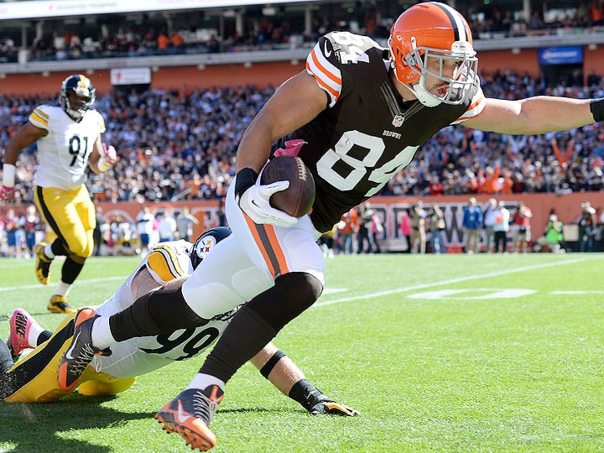 6 Cleveland Browns who have played their final snap with franchise