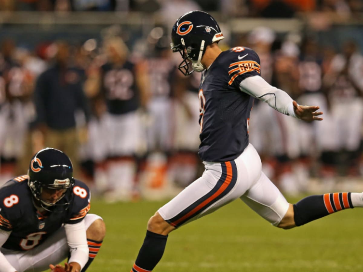 Chicago Bears kicker Robbie Gould doesn't support longer extra