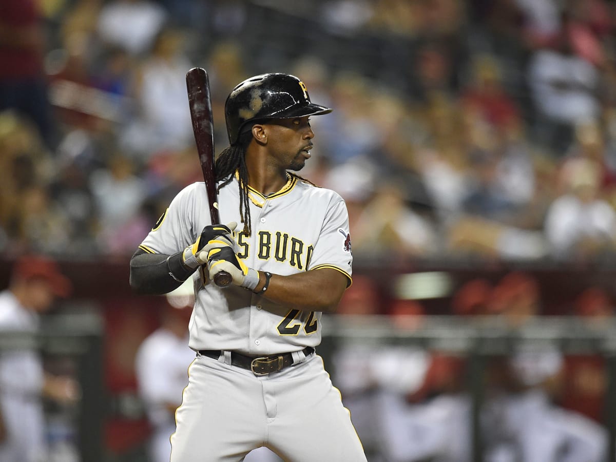 Andrew McCutchen, Pirates outfielder, cuts off signature