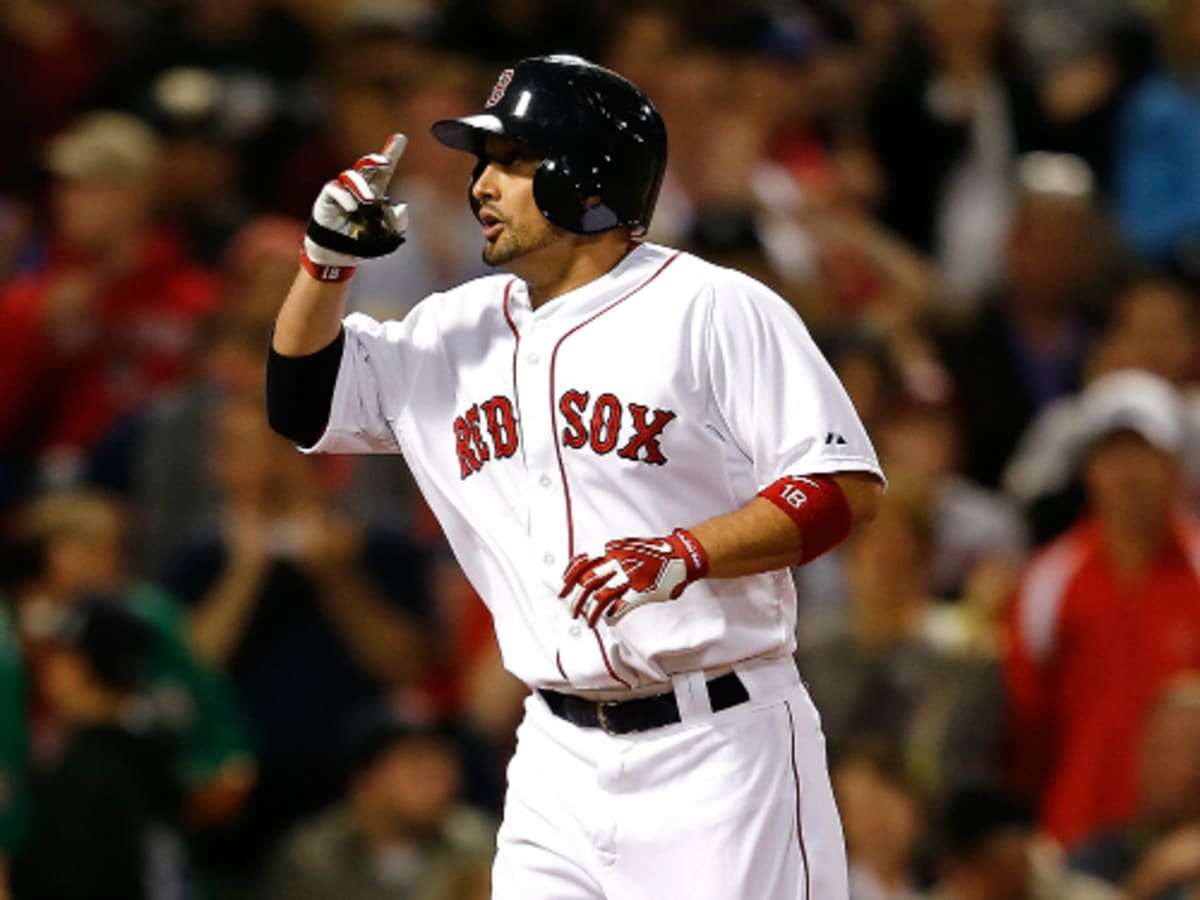 Shane Victorino injury: Red Sox OF leaves game with left hamstring