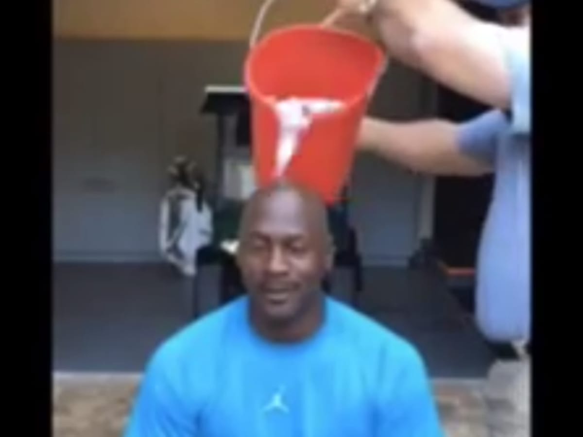 Ice Bucket Challenge: Derek Jeter dares Michael Jordan