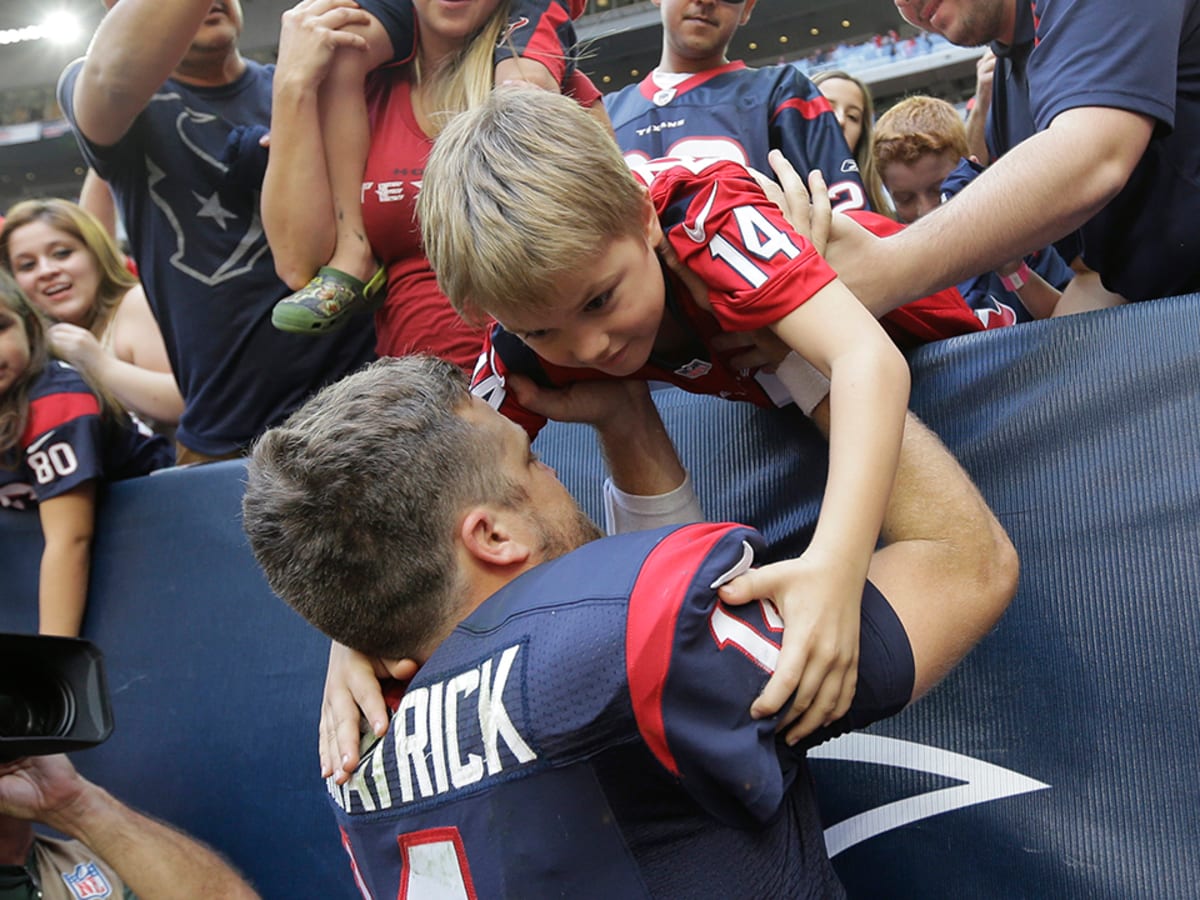 Houston Texans' Ryan Fitzpatrick's son drops some math skills at