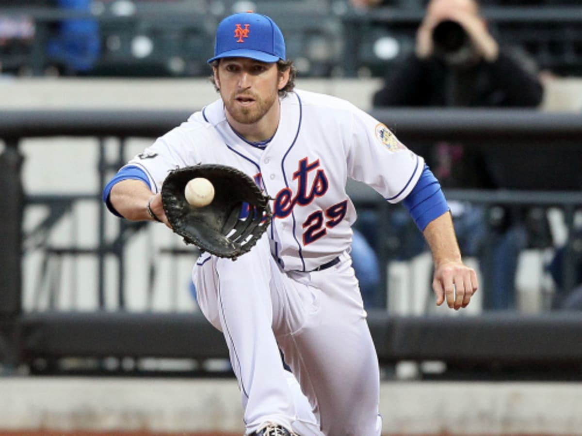 Mets trade struggling Ike Davis to Pirates