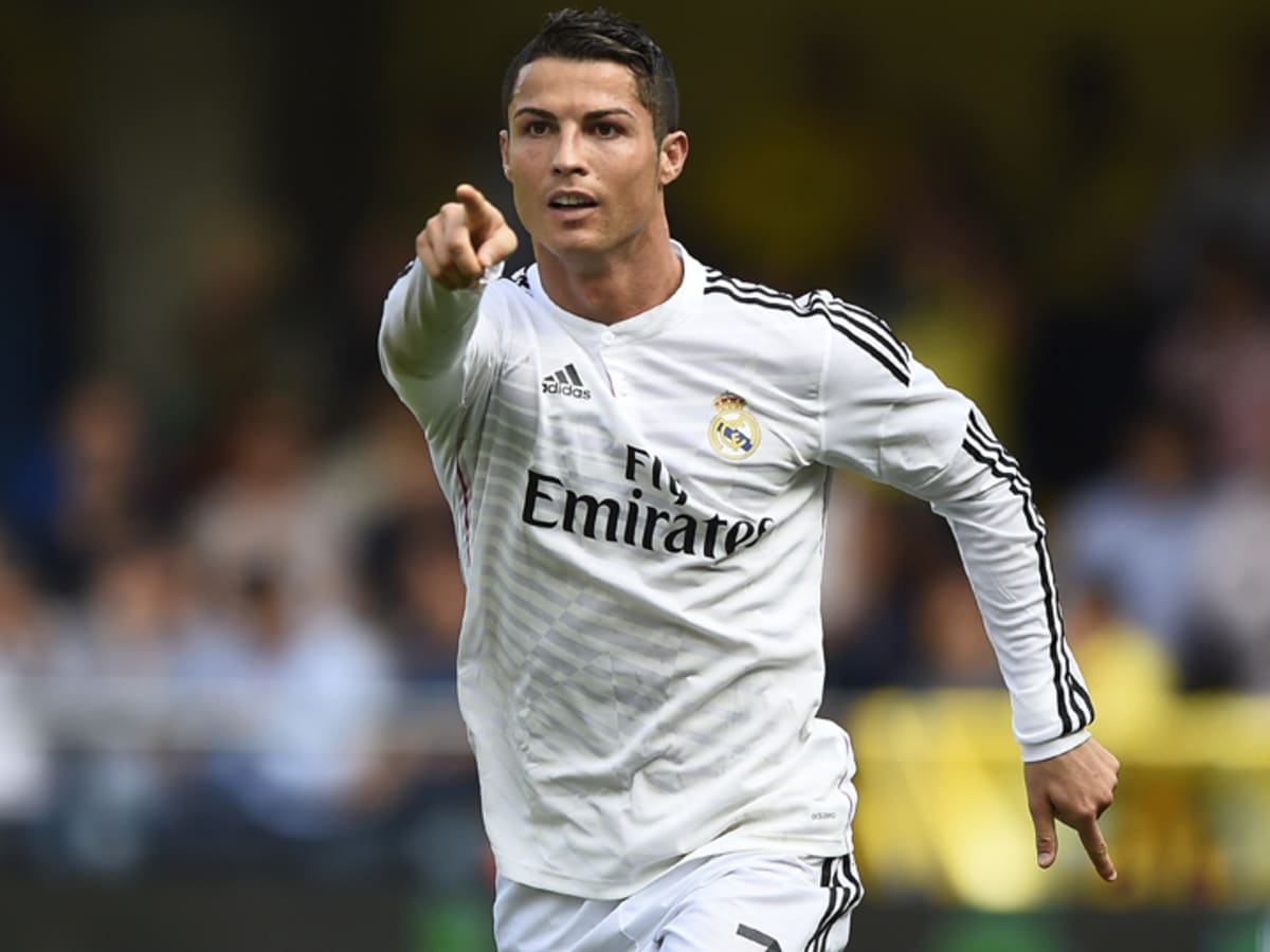 Cristiano Ronaldo: Football player Cristiano Ronaldo invests in second hand  luxury watch firm - The Economic Times