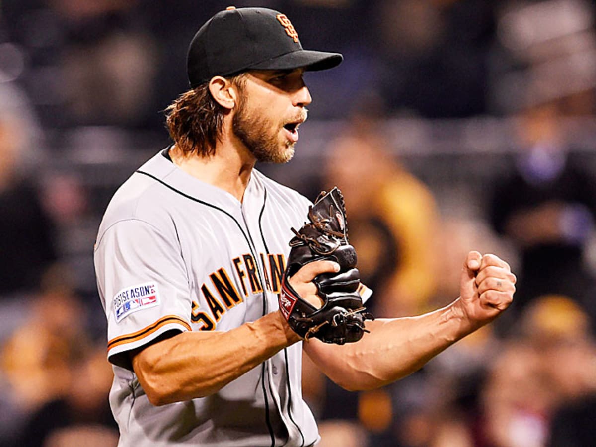 Madison Bumgarner shuts down Cubs in Giants' 3-2 win