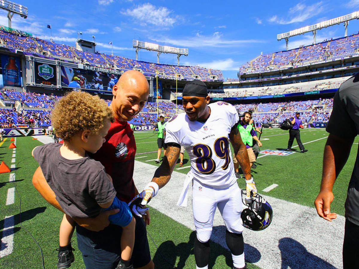 Minnesota Vikings fan puts team's home stadium up for sale on Craigslist