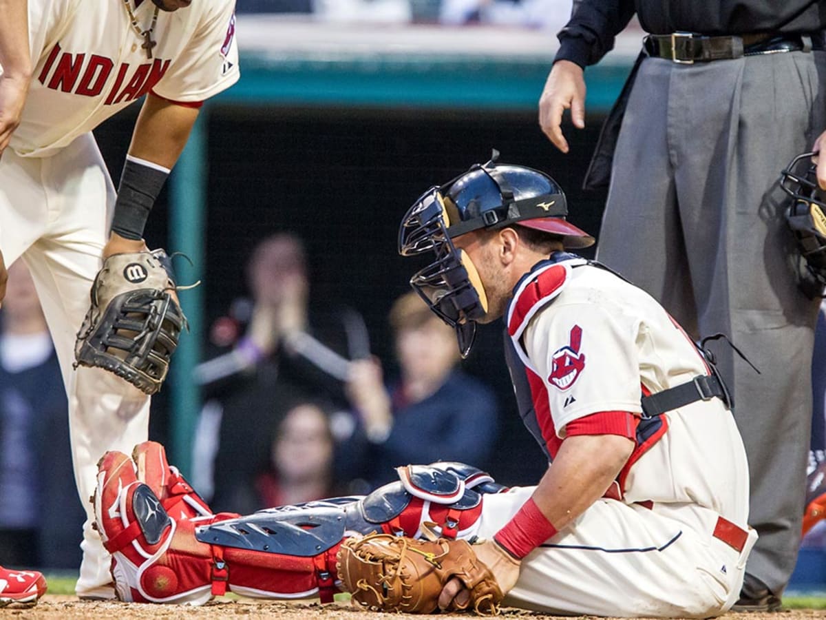 Yan Gomes out 6-8 weeks with MCL sprain - 6abc Philadelphia
