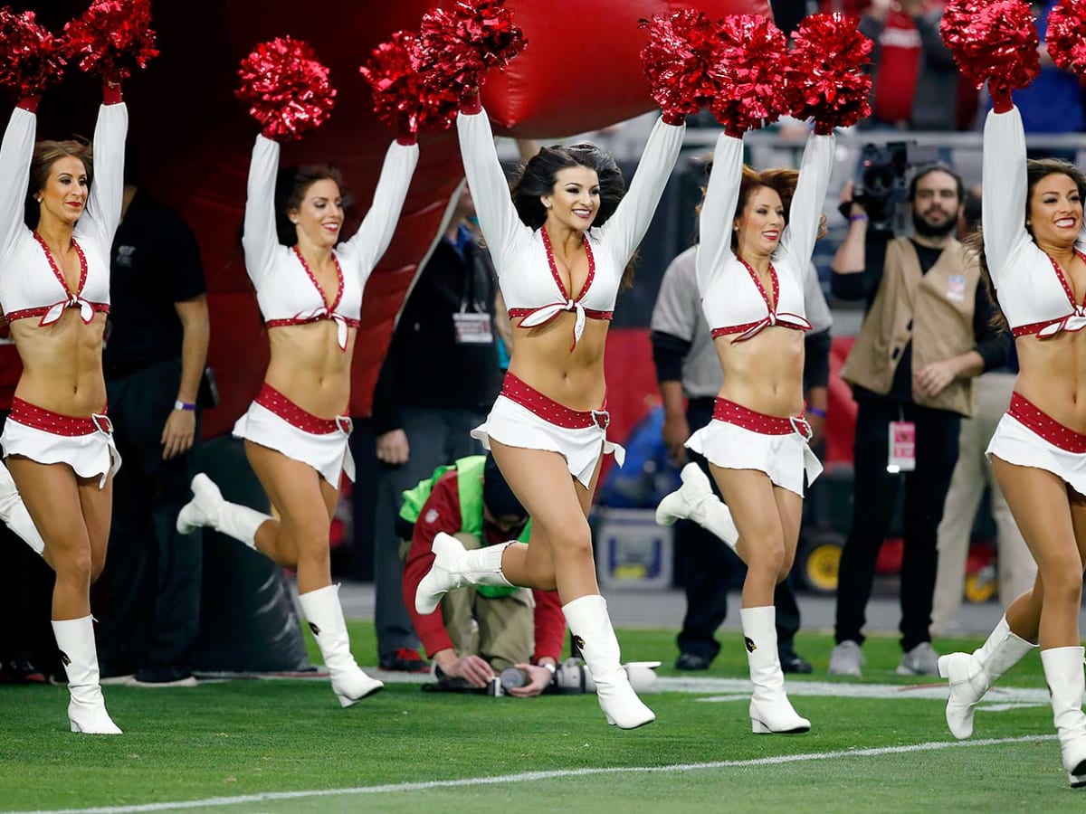 NFL Cheerleaders: Week 16 - Sports Illustrated