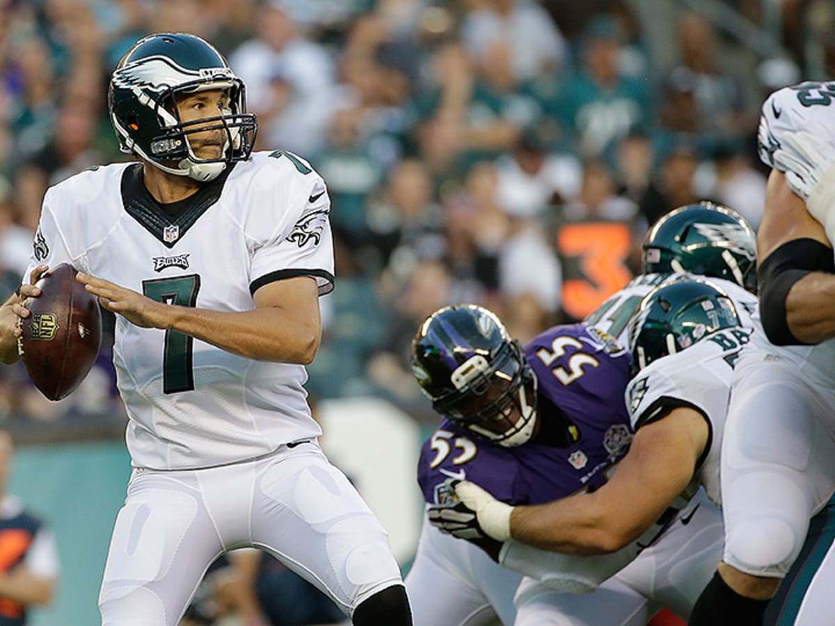 Philadelphia Eagles: Sam Bradford survives in debut with new team