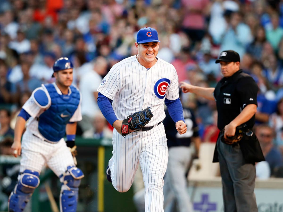 Cubs vs Pirates: Fan interferes with Anthony Rizzo (video) - Sports  Illustrated